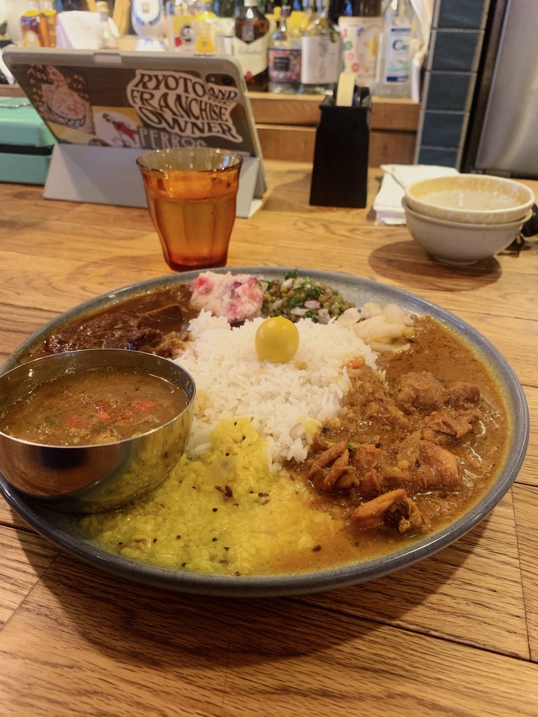 カルダモンカレーの3種盛り